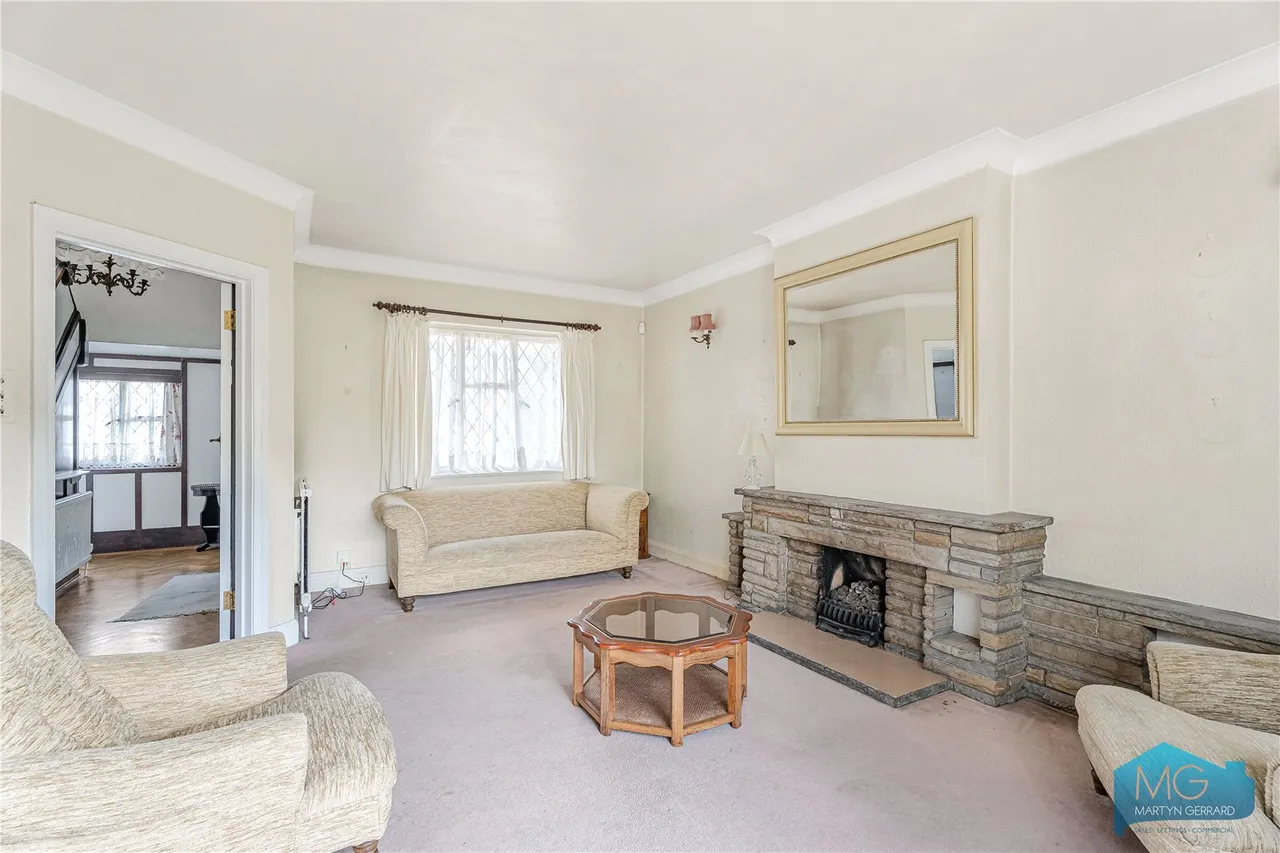 Manor Drive, London, N20, photo 3