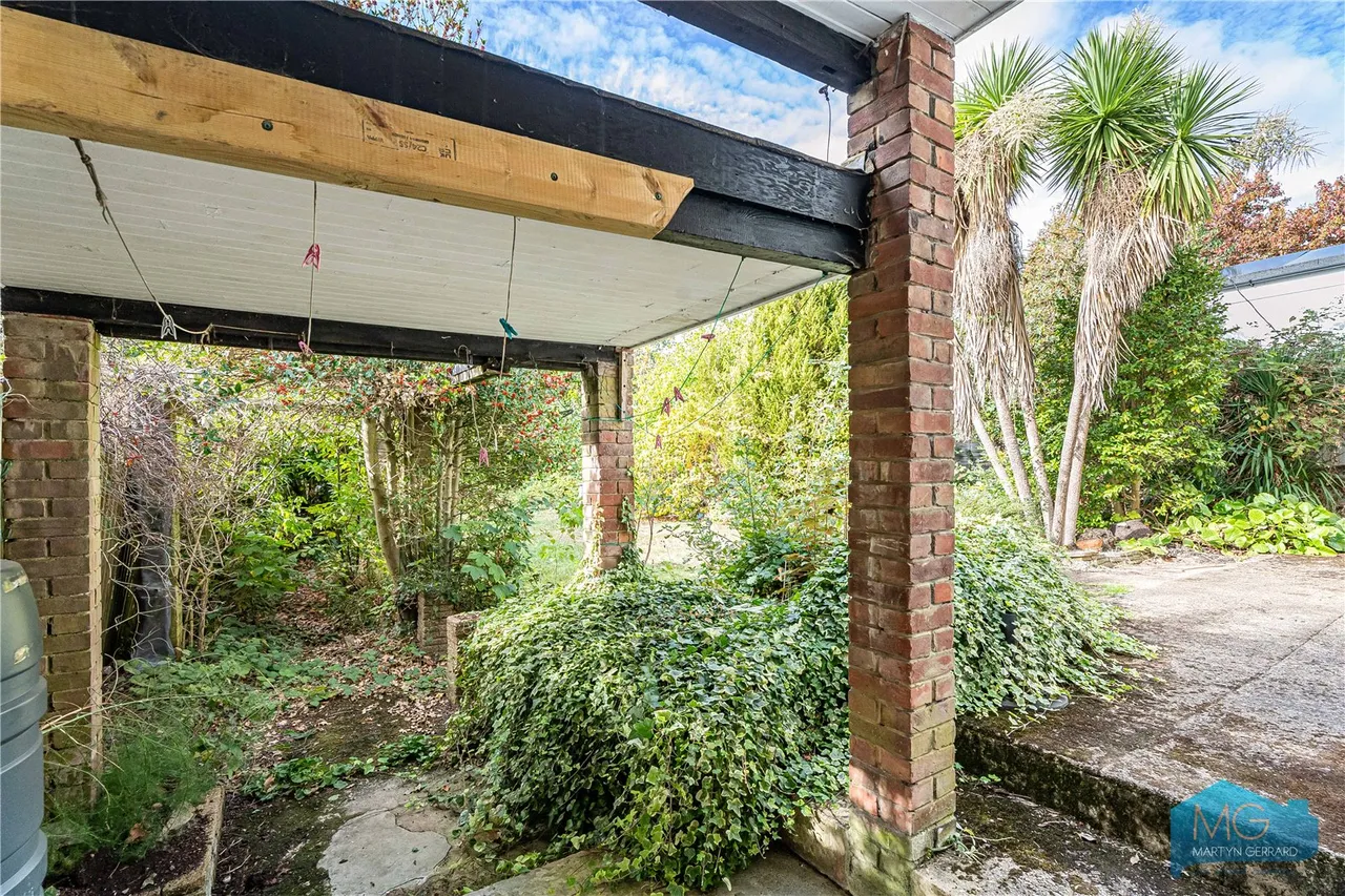 Manor Drive, London, N20, photo 21