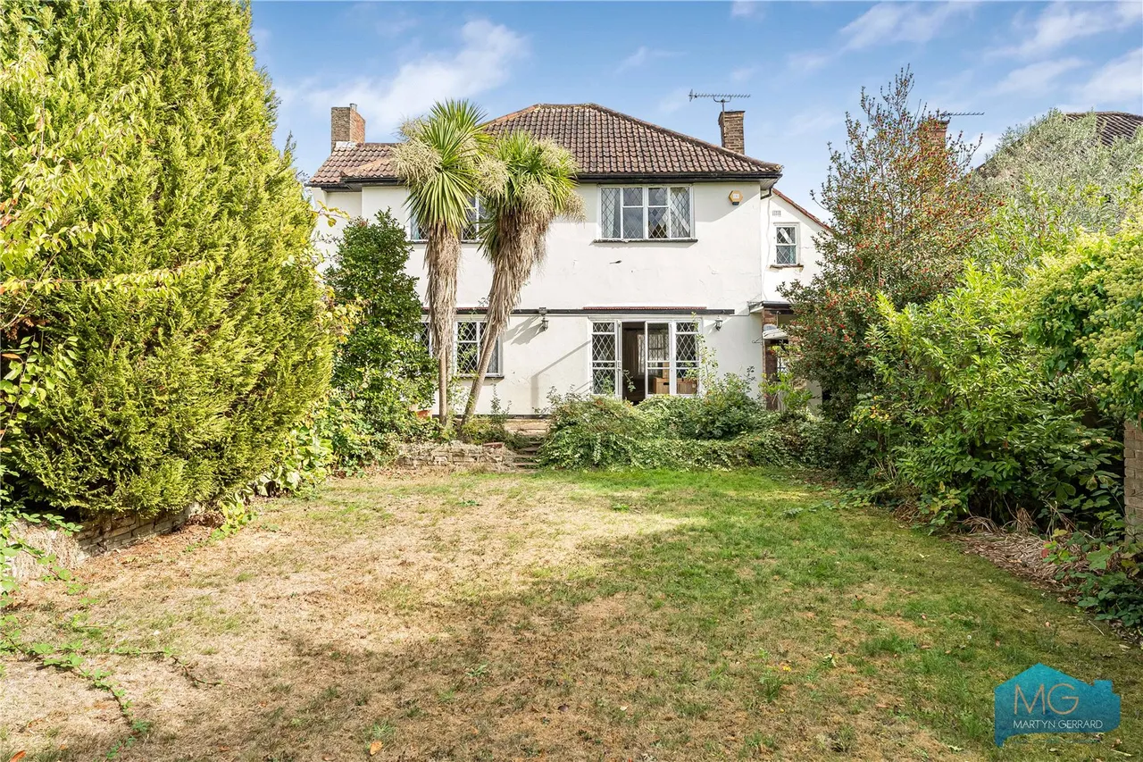 Manor Drive, London, N20, photo 25