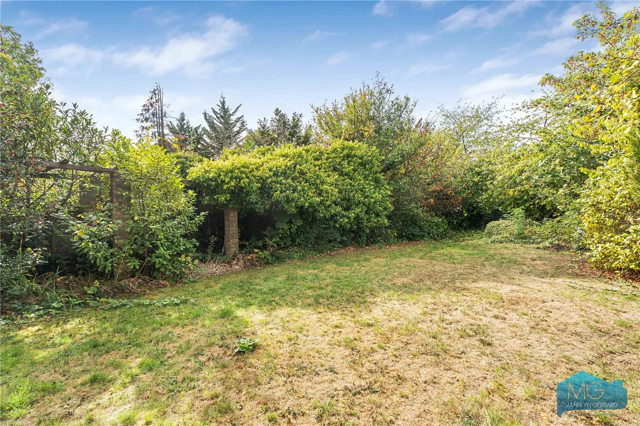 Manor Drive, London, N20, photo 26