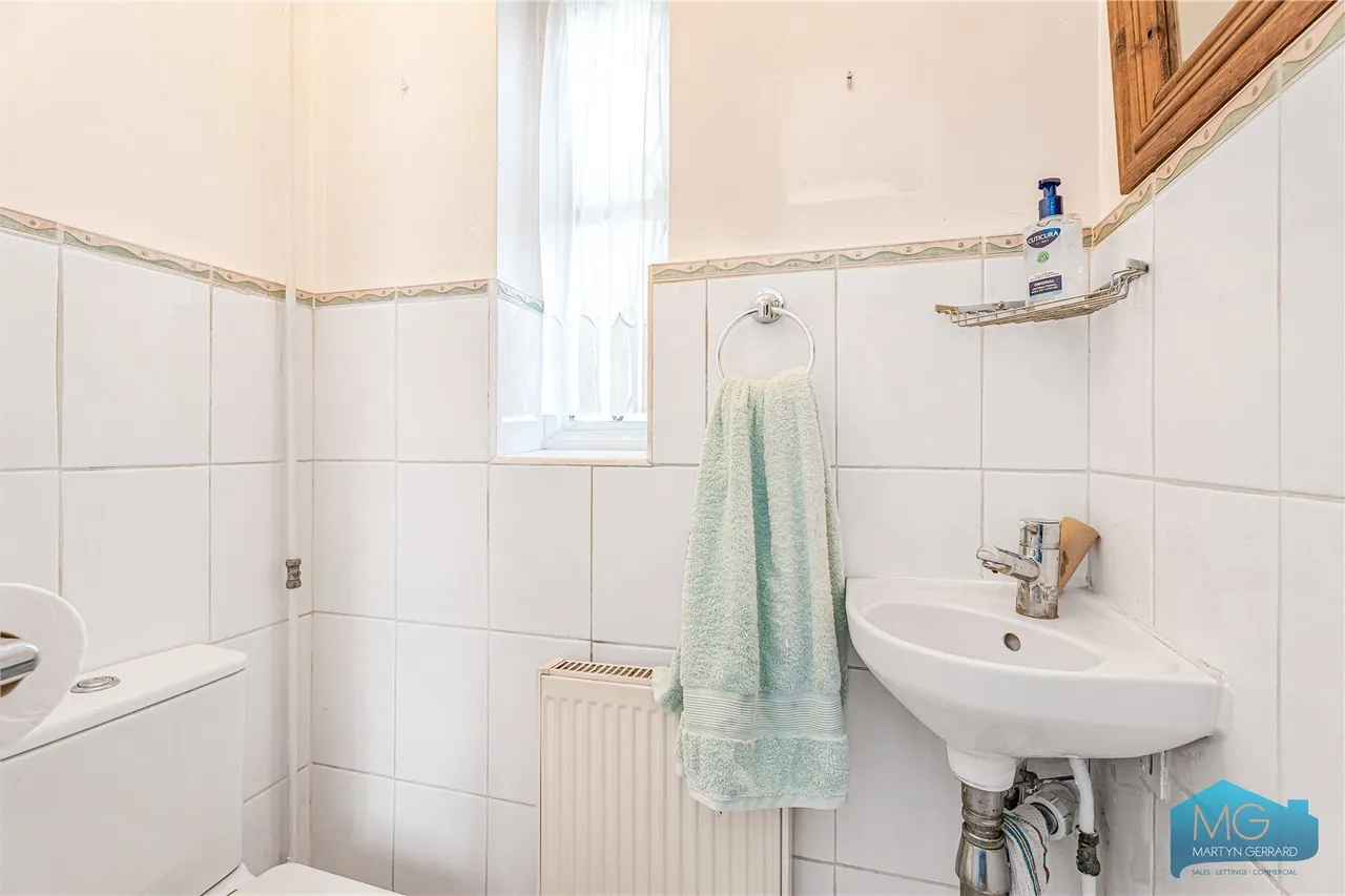 Manor Drive, London, N20, photo 12