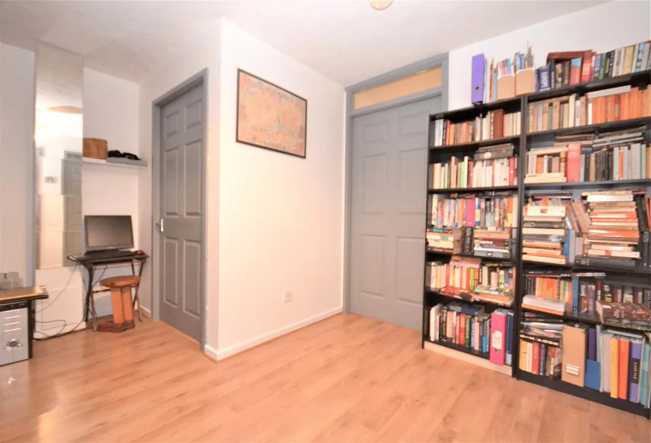 Tylers Court, 8 Westbury Road, Walthamstow, London E17 6RG, photo 8