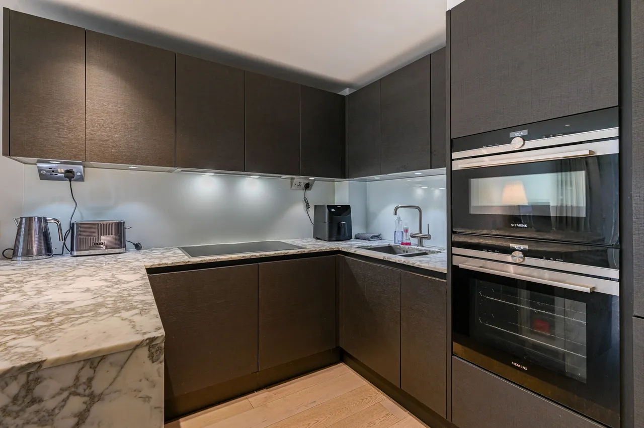 Flat 111, Lockside House, 3 Thurstan Street, London, photo 4