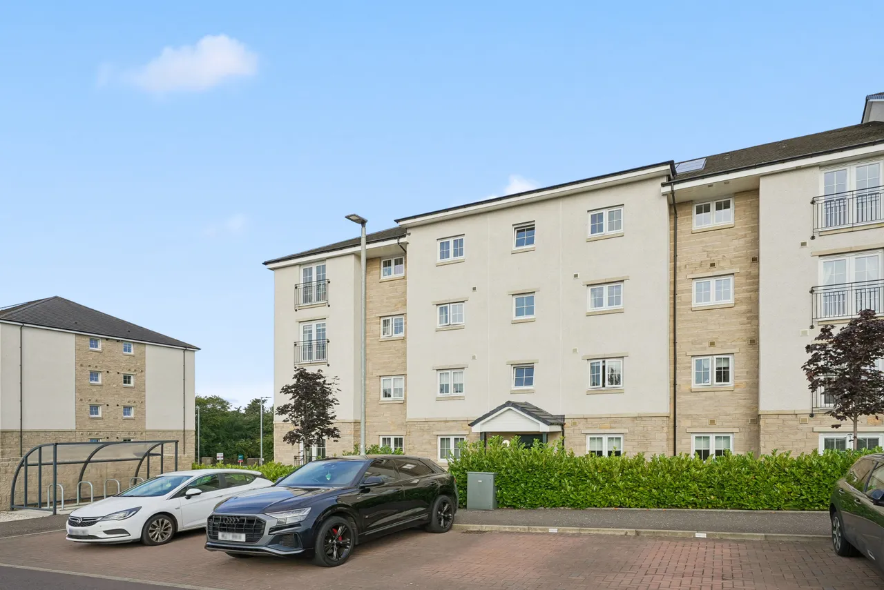 Thornliebank Road, Thornliebank, G46, photo 18