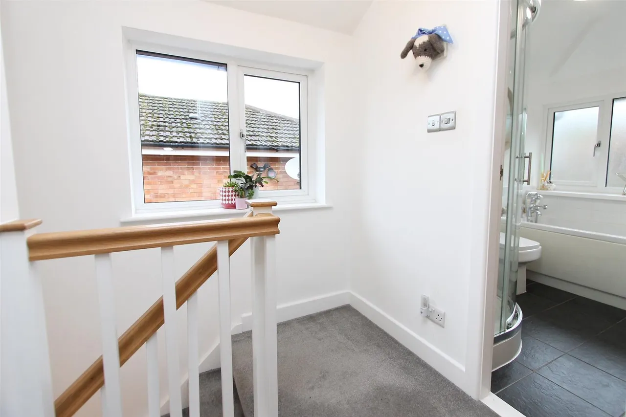 Brockmoor Close, Pedmore, Stourbridge, photo 14