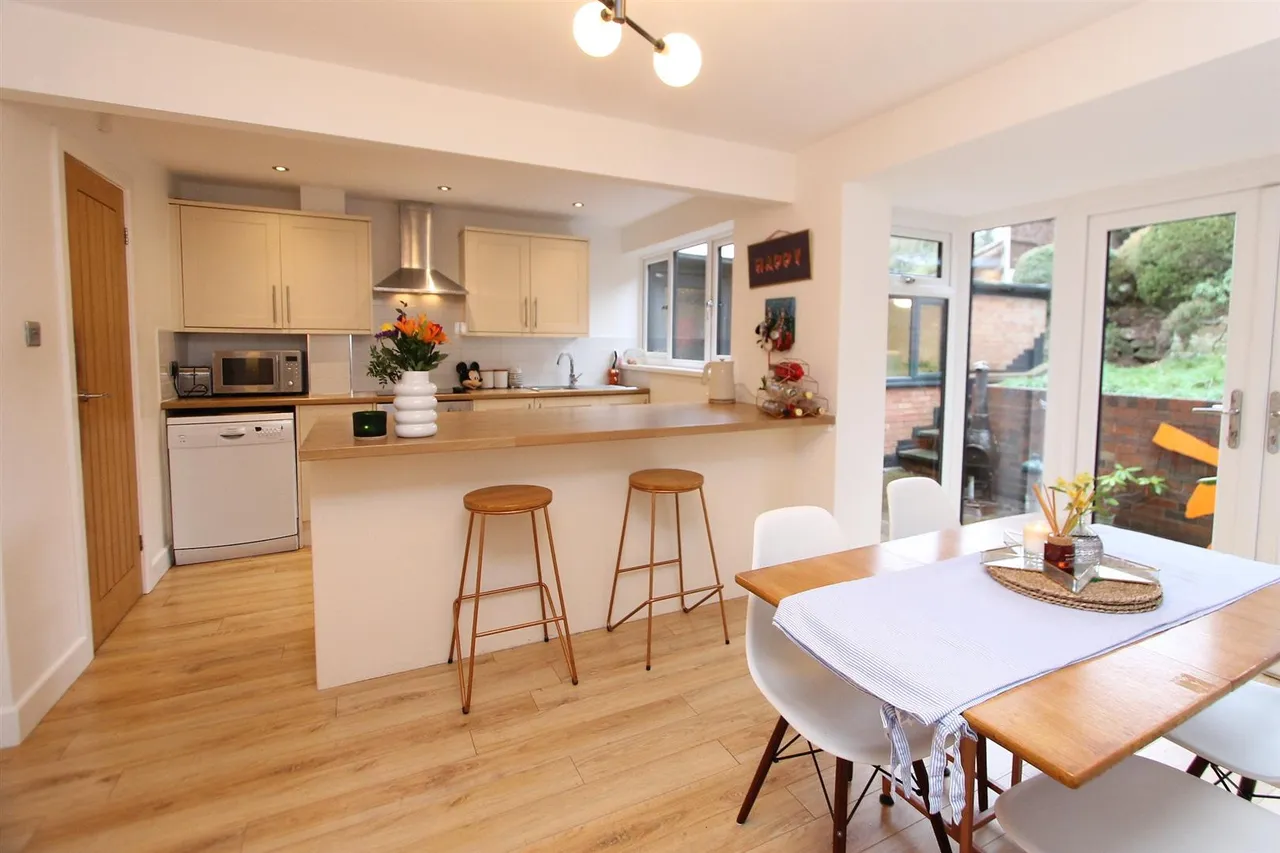 Brockmoor Close, Pedmore, Stourbridge, photo 12