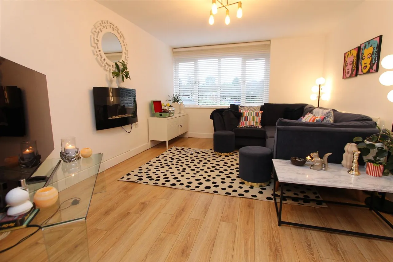 Brockmoor Close, Pedmore, Stourbridge, photo 5