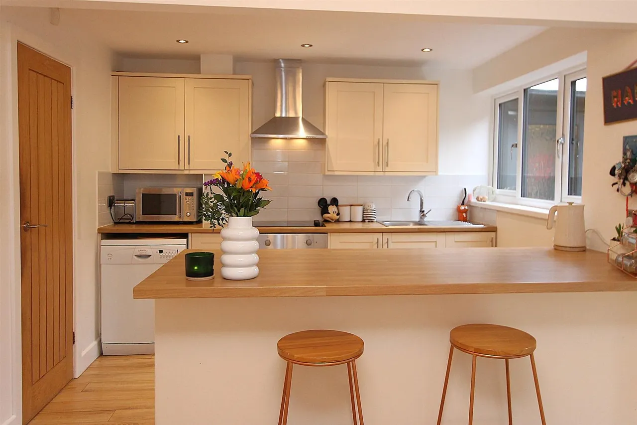 Brockmoor Close, Pedmore, Stourbridge, photo 10