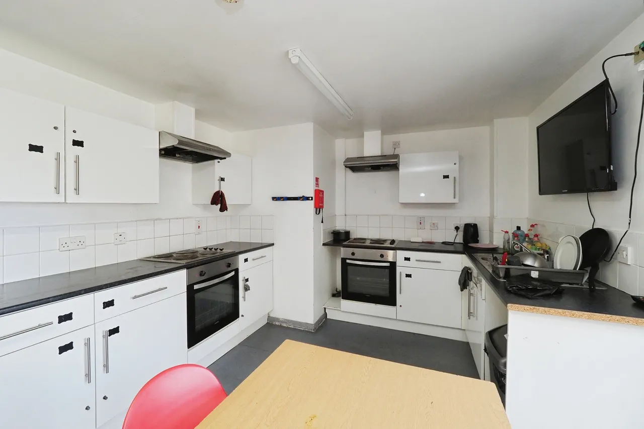 58-60 Woodgate, Loughborough, photo 4