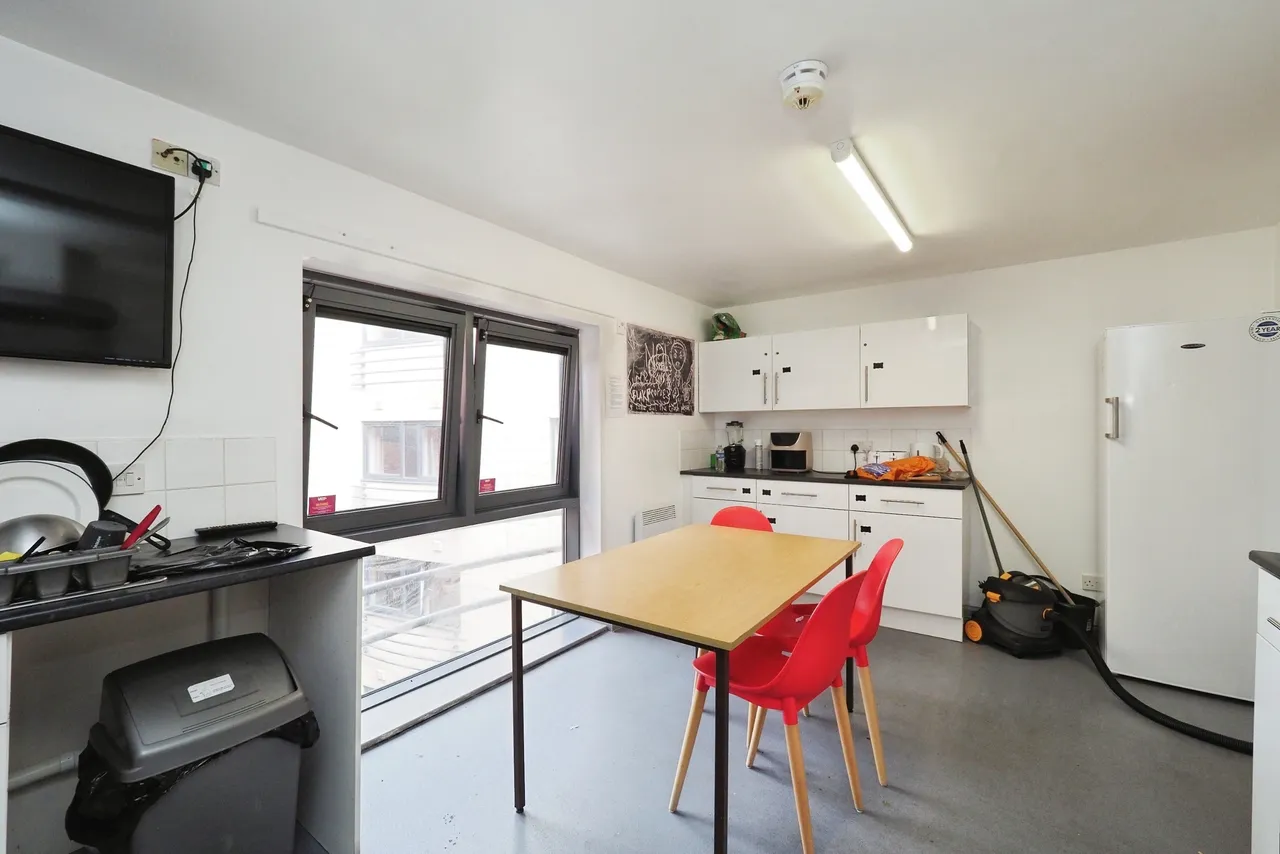 58-60 Woodgate, Loughborough, photo 6