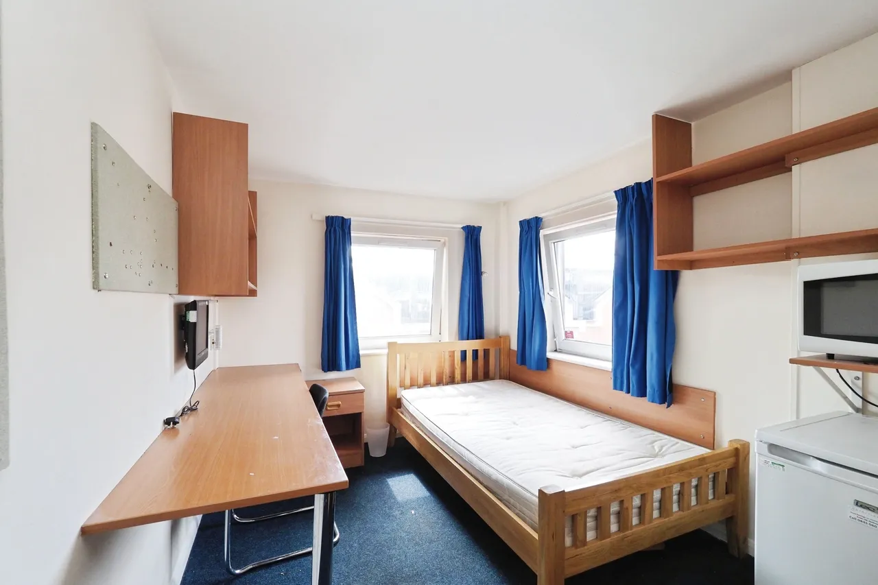 58-60 Woodgate, Loughborough, photo 11