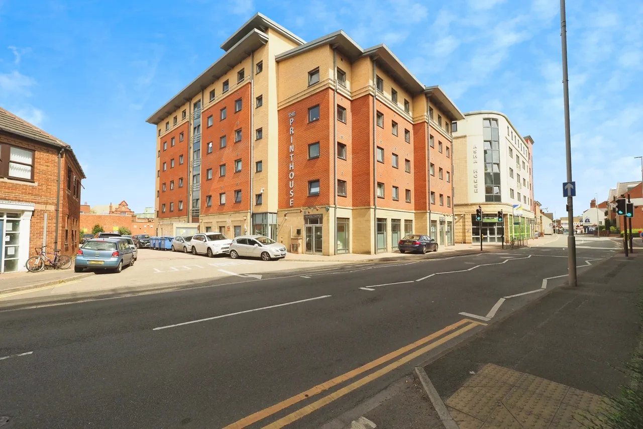 58-60 Woodgate, Loughborough, photo 2