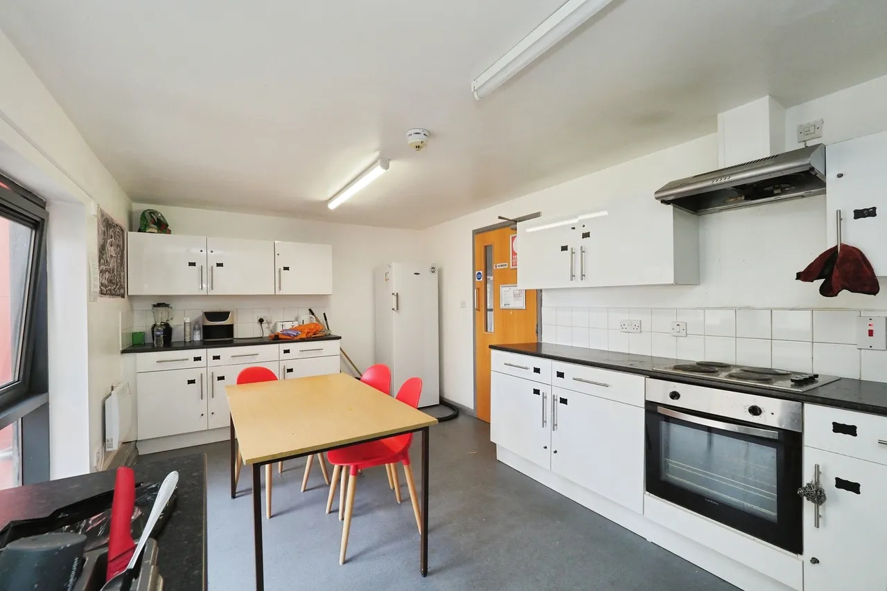 58-60 Woodgate, Loughborough, photo 7