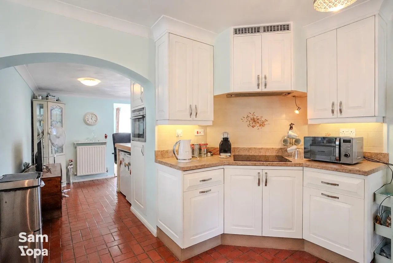 Bromley Road, Colchester, CO7, photo 10