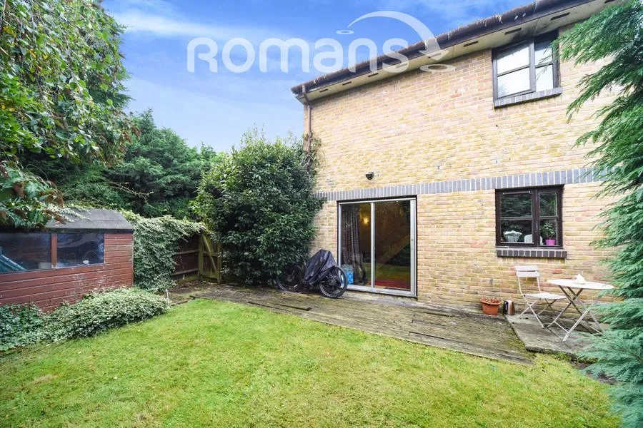 All Saints Close, Wokingham, RG40, photo 5
