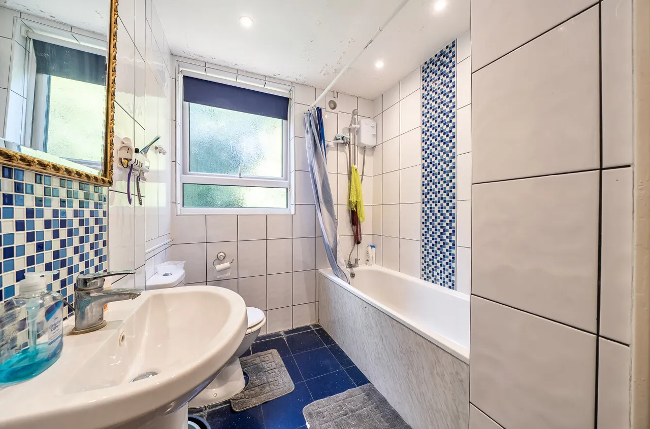 Coxford Road, Lordswood, SO16, photo 7