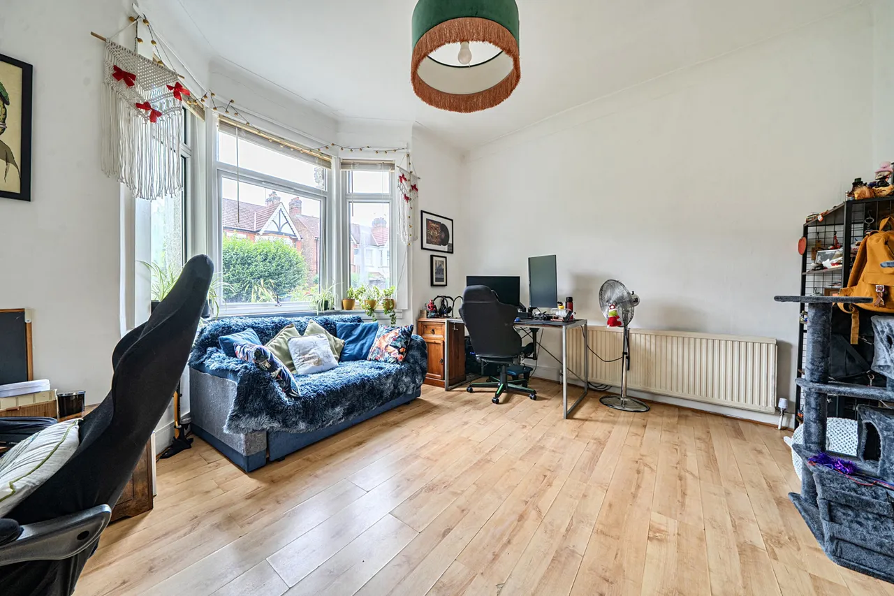 Windmill Road, Brentford, TW8, photo 2