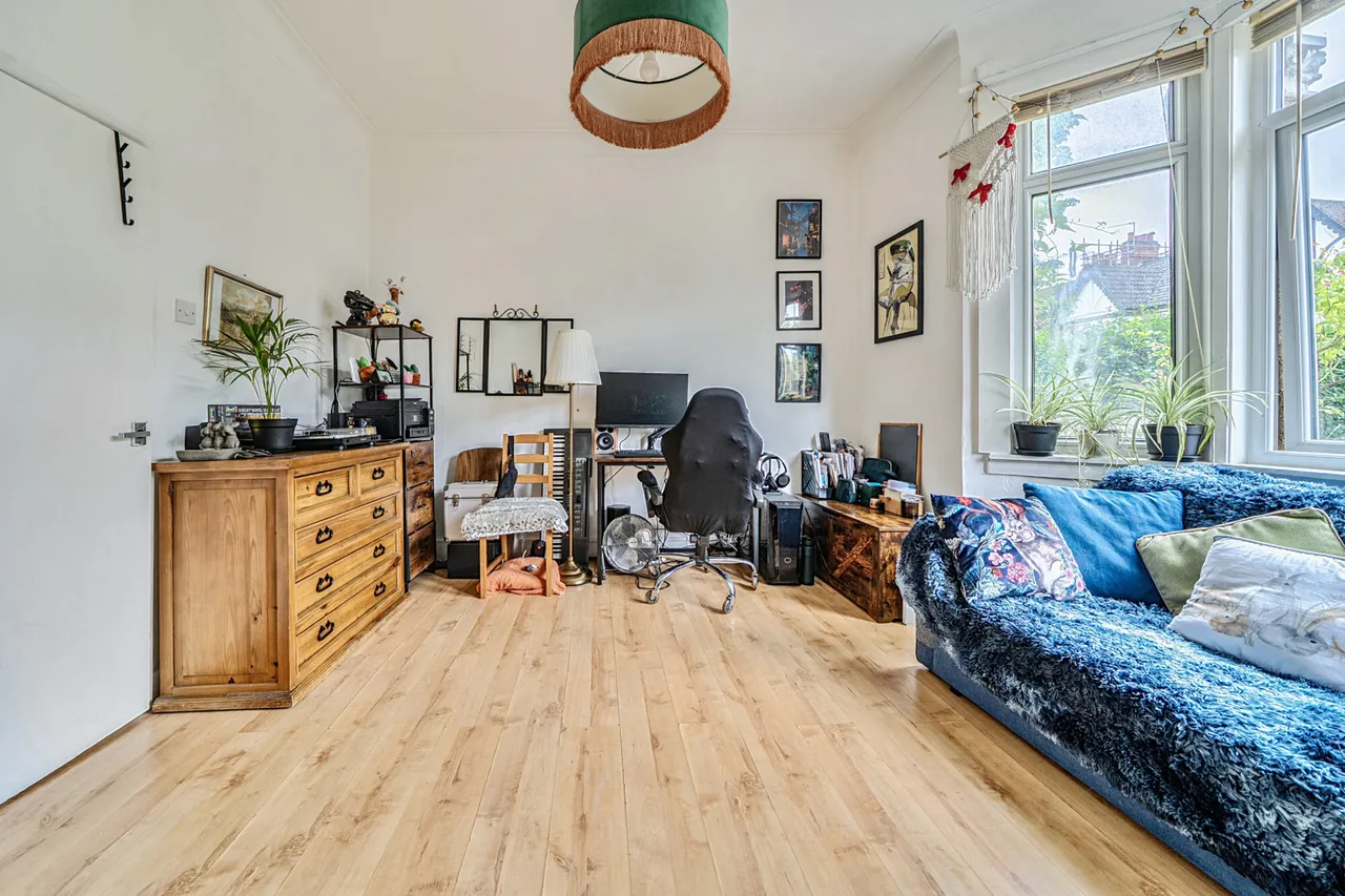 Windmill Road, Brentford, TW8, photo 8