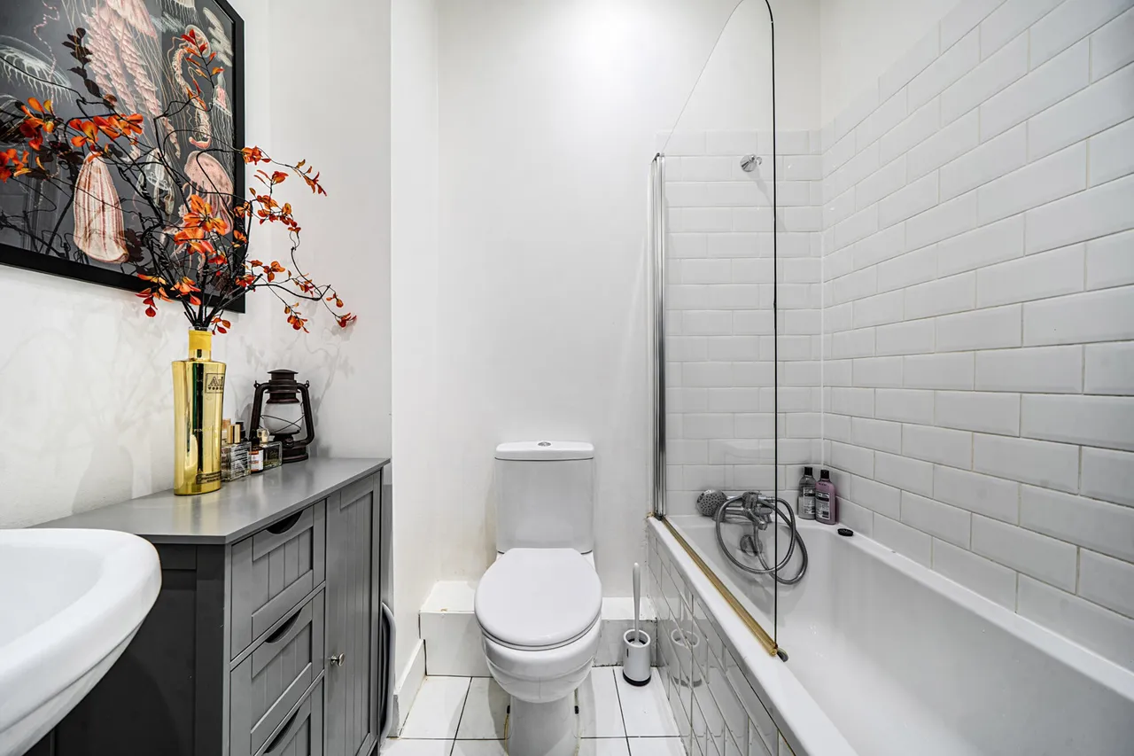 Windmill Road, Brentford, TW8, photo 7