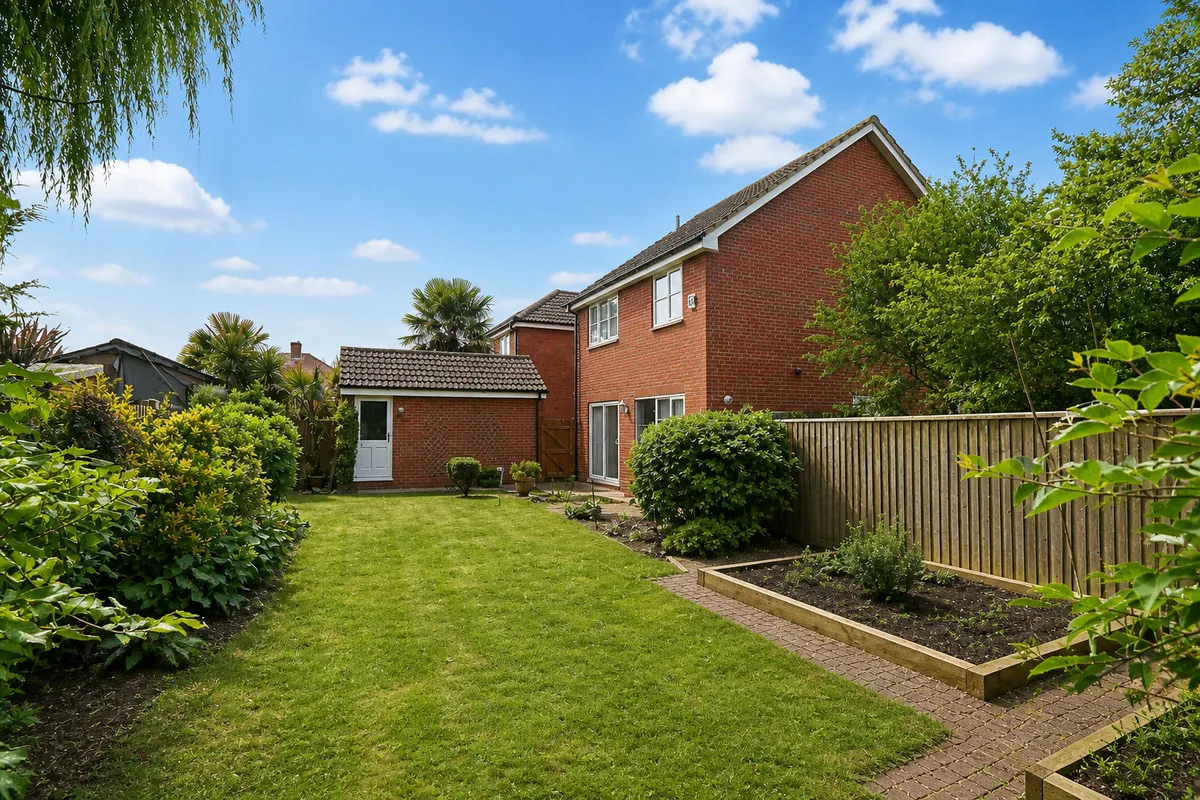 Sunny Mews, Collier Row, Romford, RM5 3PN, photo 4
