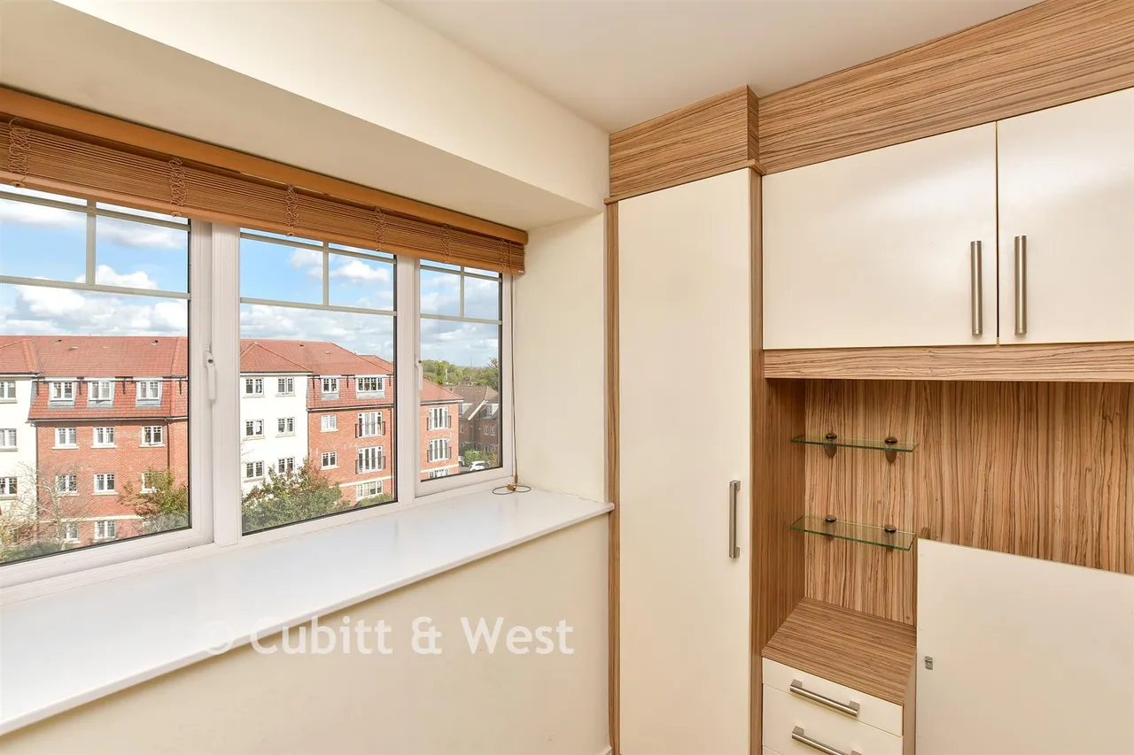 Schoolgate Drive, Morden, SM4, photo 7
