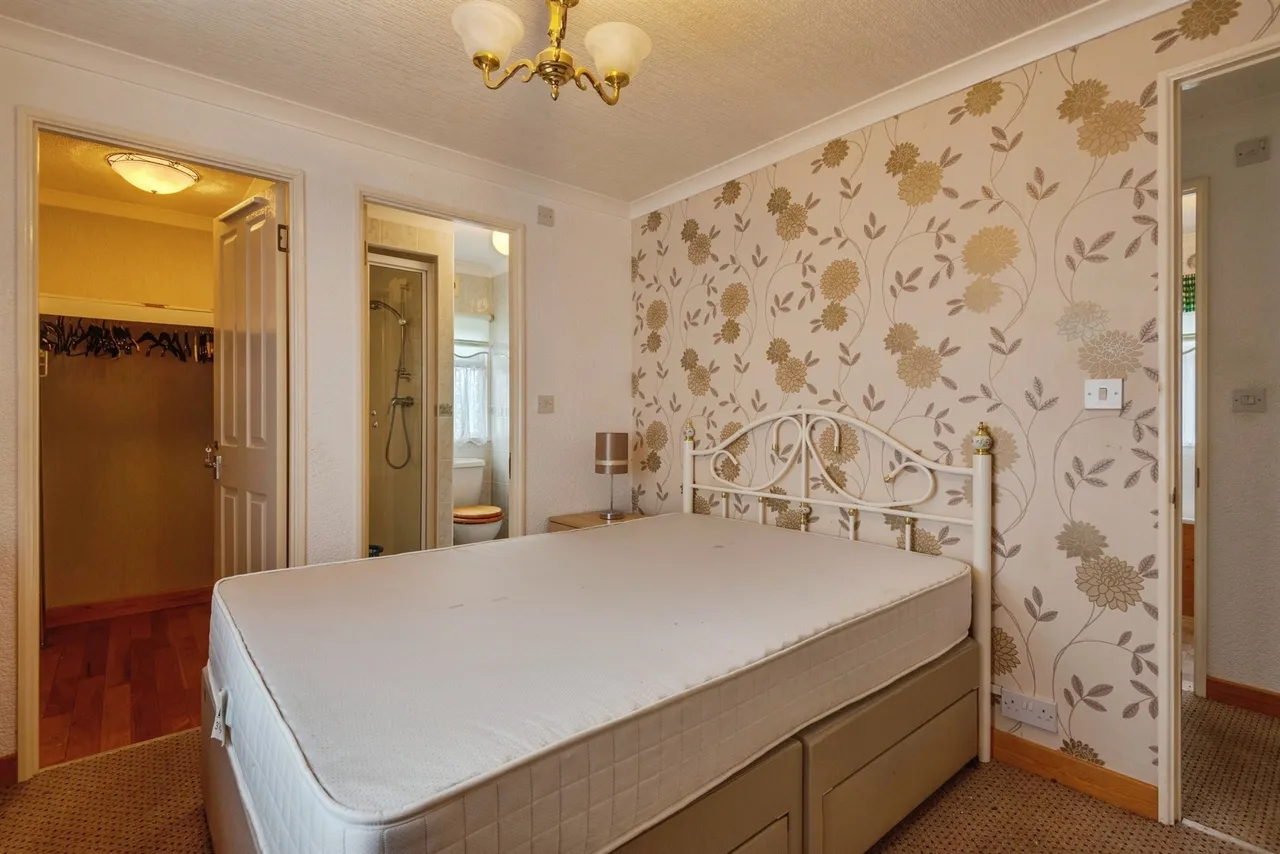 Chester Road, Dunham On The Hill, Frodsham, photo 11