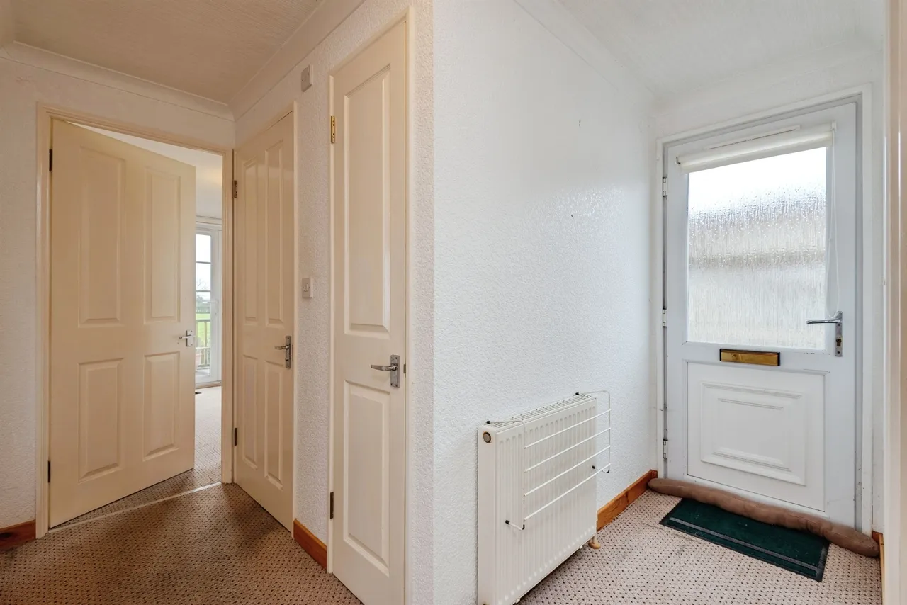 Chester Road, Dunham On The Hill, Frodsham, photo 9