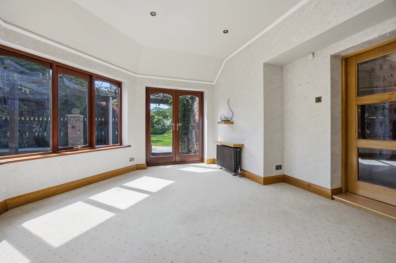 Nicol Road, Ashton in Makerfield, photo 14