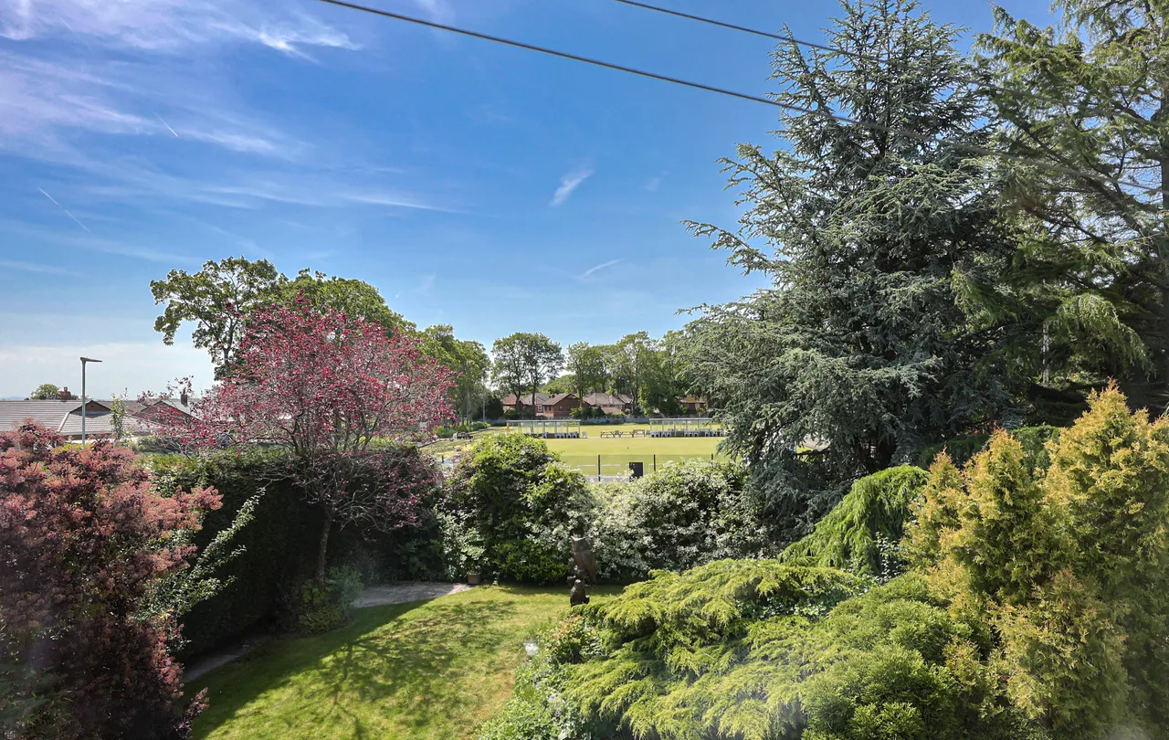 Nicol Road, Ashton in Makerfield, photo 31