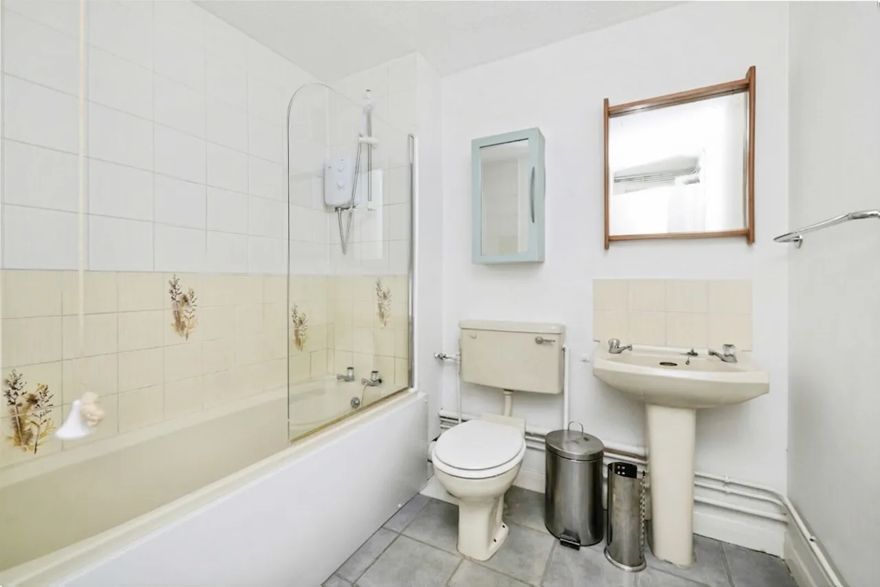 High Street, Great Shelford, CB22, photo 7