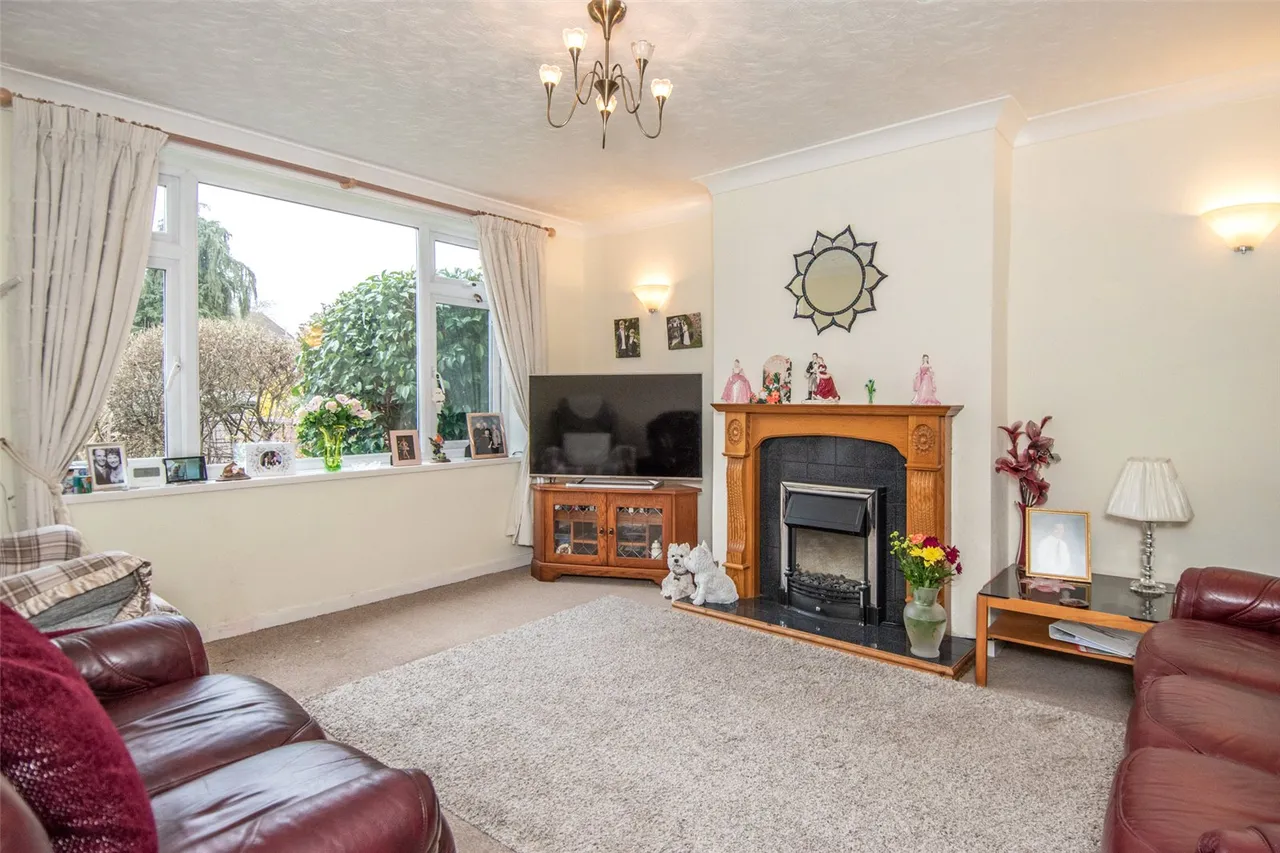 Millfield Road, Bromsgrove, Worcestershire, B61 7BU, photo 2