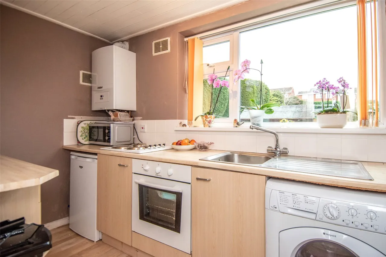 Millfield Road, Bromsgrove, Worcestershire, B61 7BU, photo 3