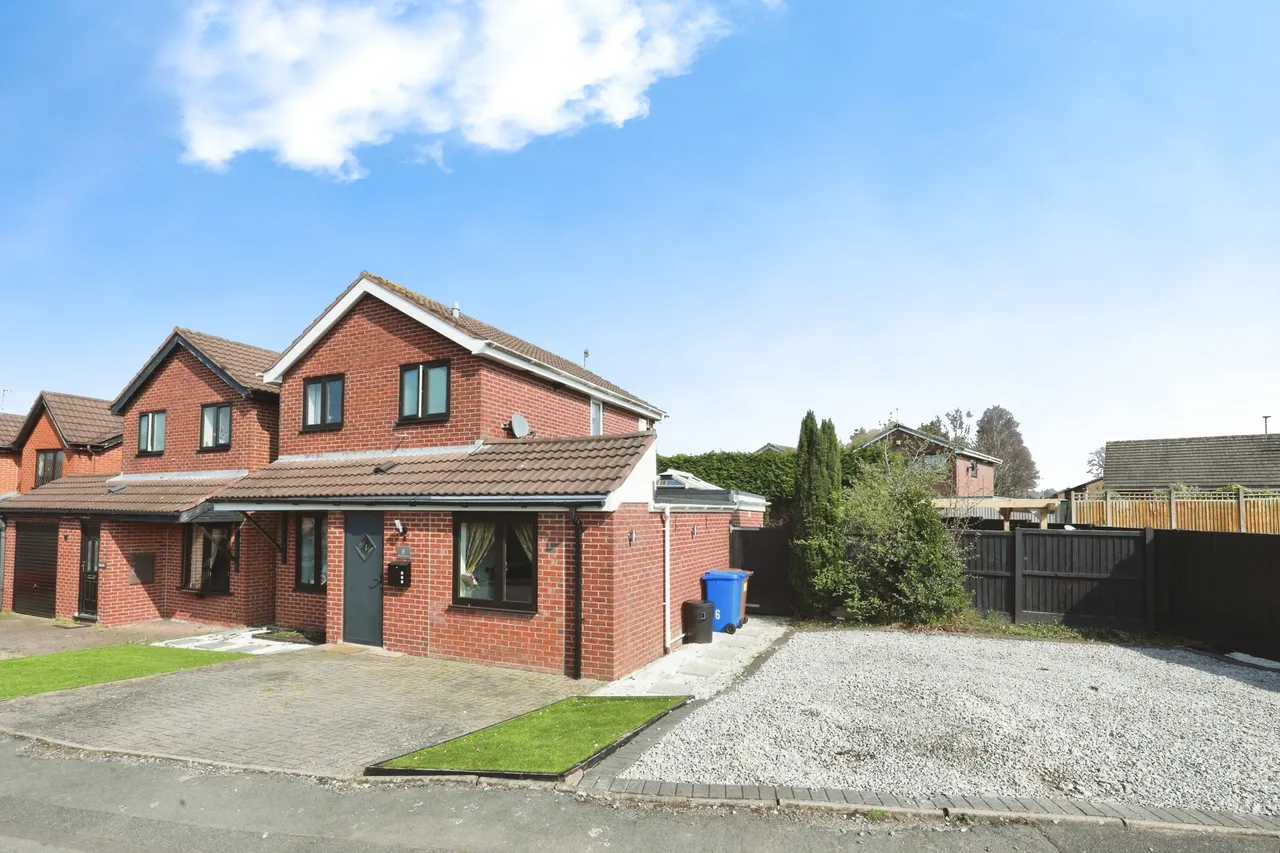 Briarbank Close, Stoke-On-Trent, ST4, photo 15