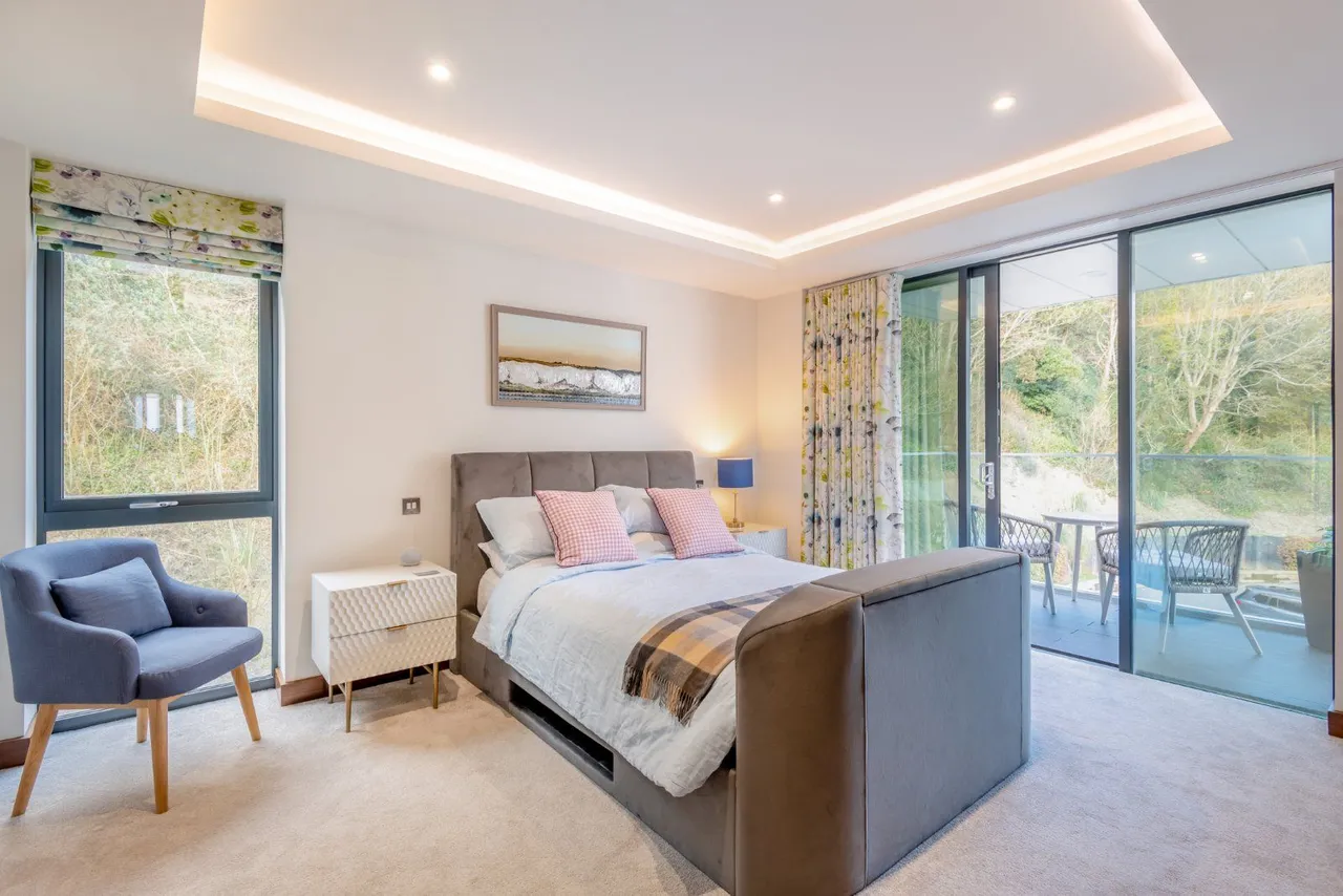 Shorncliffe House, Encombe, Sandgate, Kent, CT20 3TU, photo 8