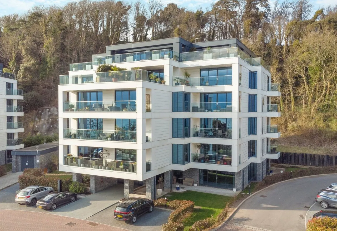 Shorncliffe House, Encombe, Sandgate, Kent, CT20 3TU, photo 4