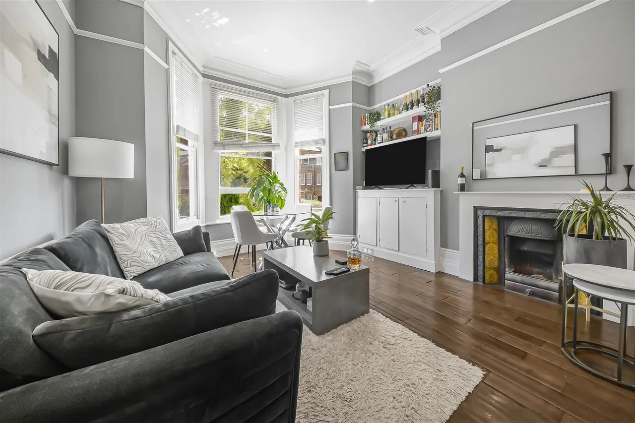2 bed flat for sale — Goldhurst Terrace, South Hampstead, London NW6 3HT