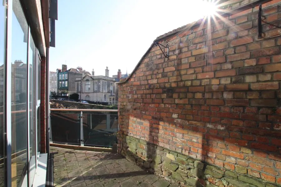 2 bed flat to rent, Barossa Place, Bristol, BS1