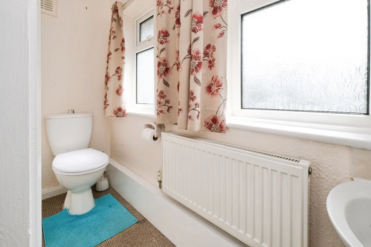 Southmead Road, Liverpool, L19, photo 15