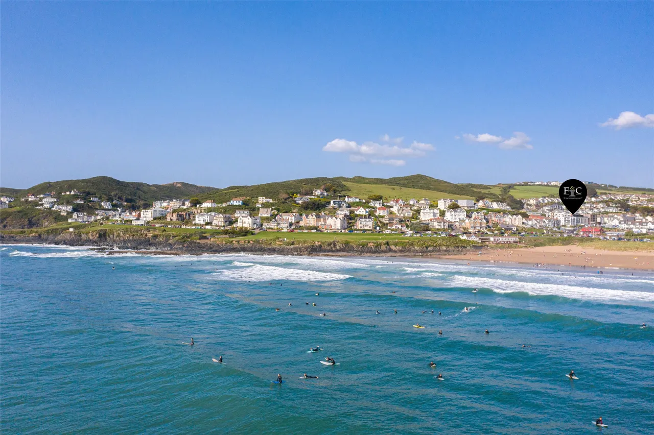 Beach Road, Woolacombe, EX34, photo 3