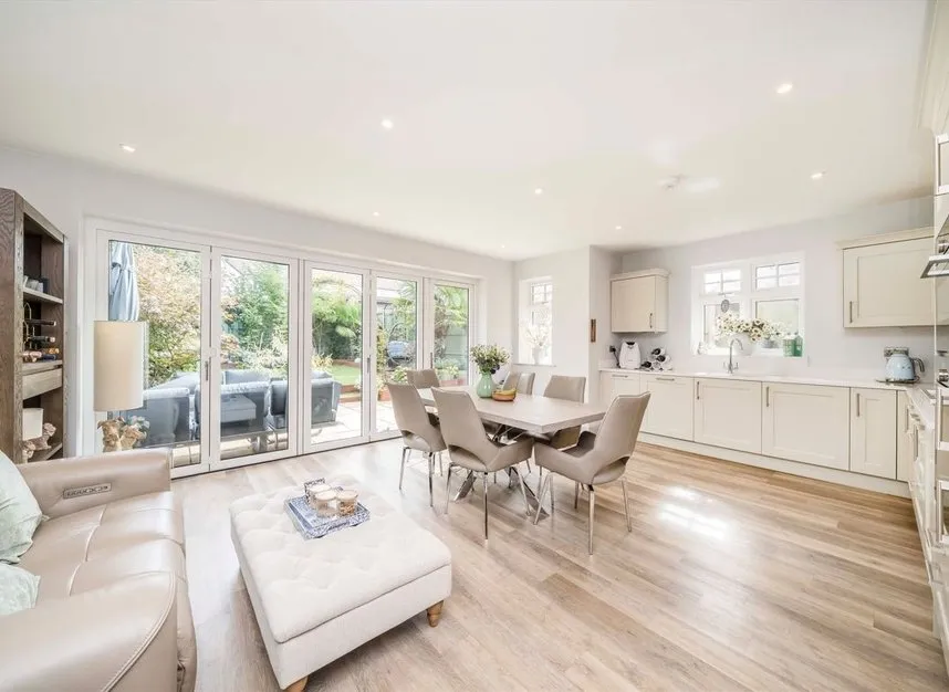 Linnet Close, Epsom, KT17, photo 3