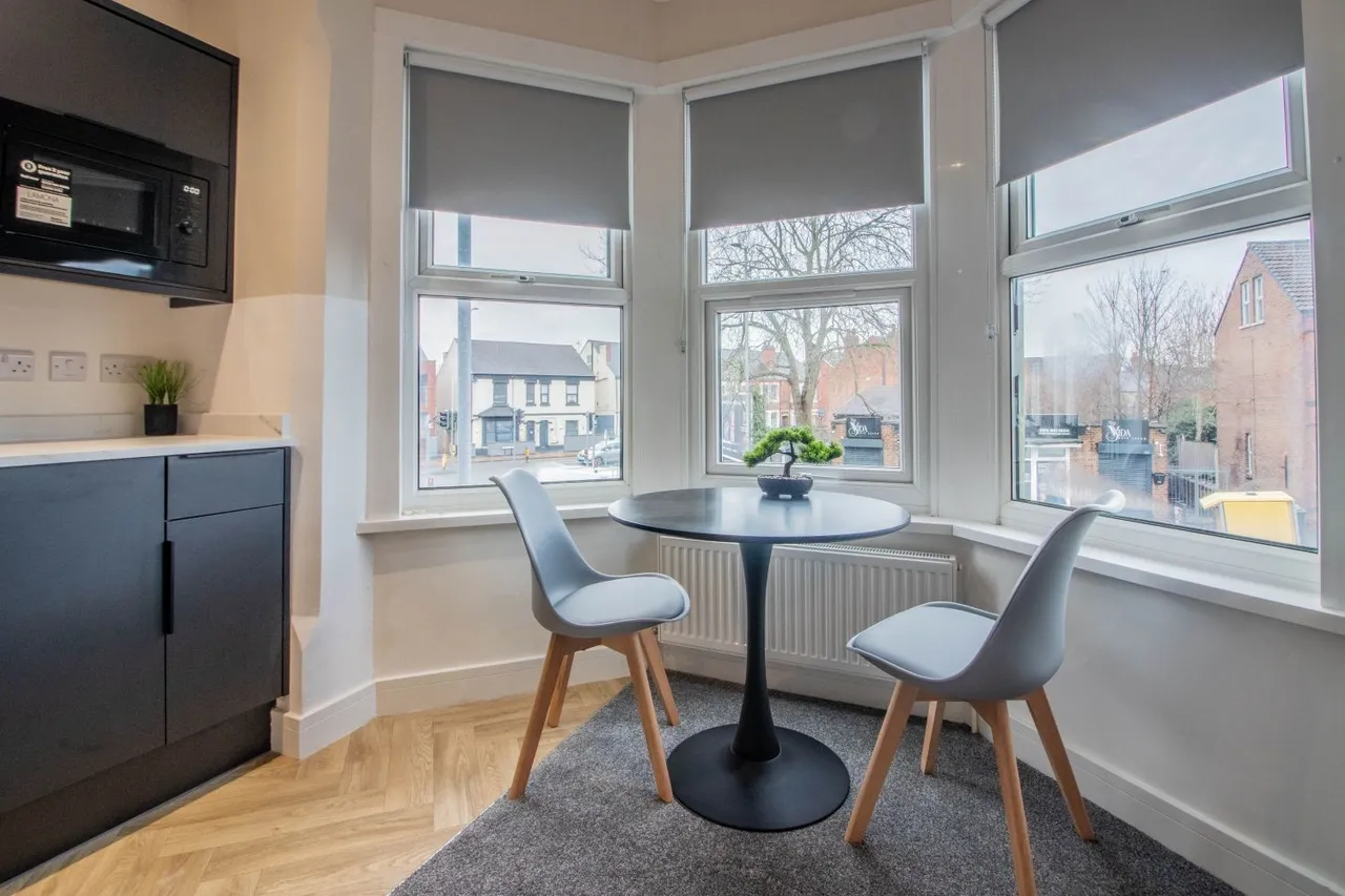Queens Road, Beeston, NG9, photo 2