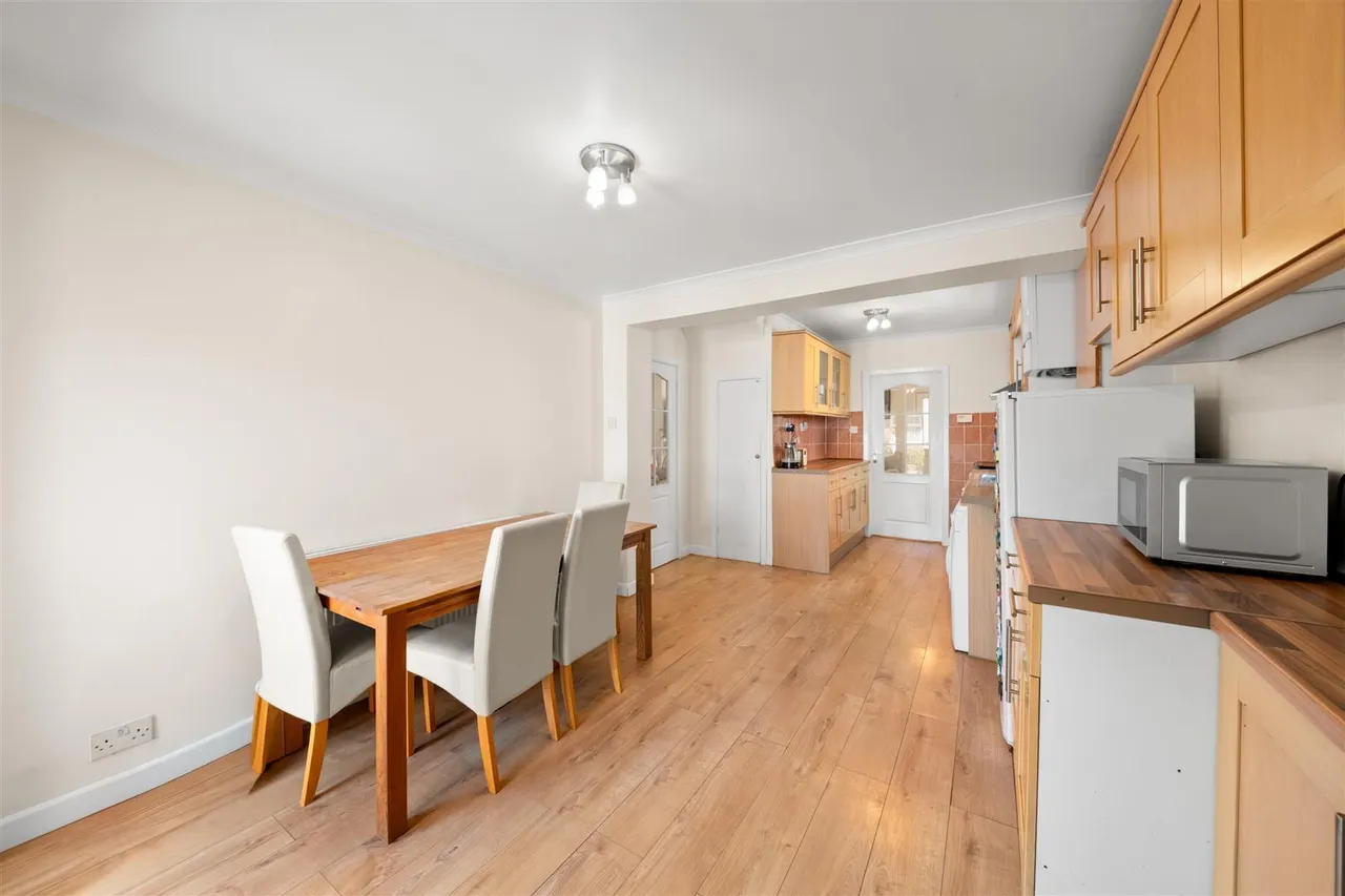 Willow Tree Lane, Hayes, photo 8