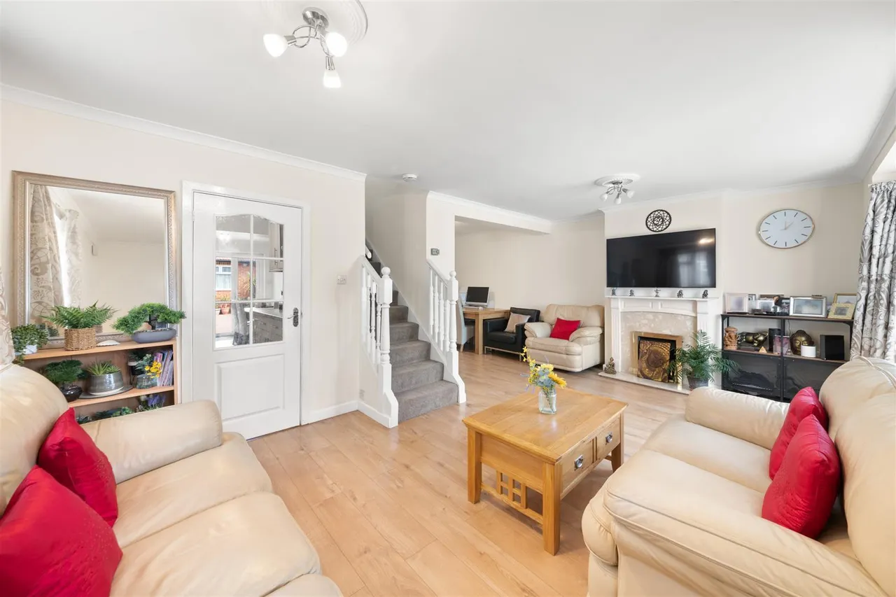 Willow Tree Lane, Hayes, photo 4