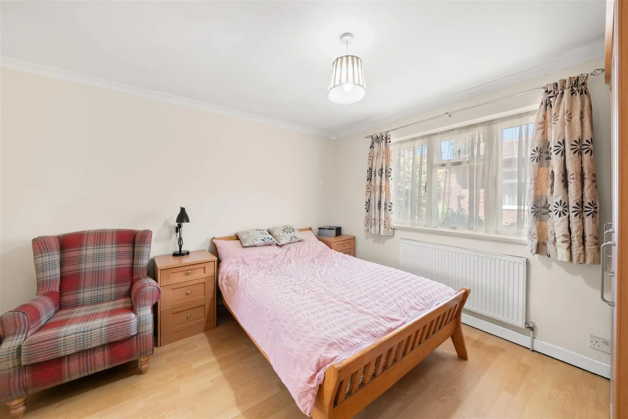 Willow Tree Lane, Hayes, photo 9