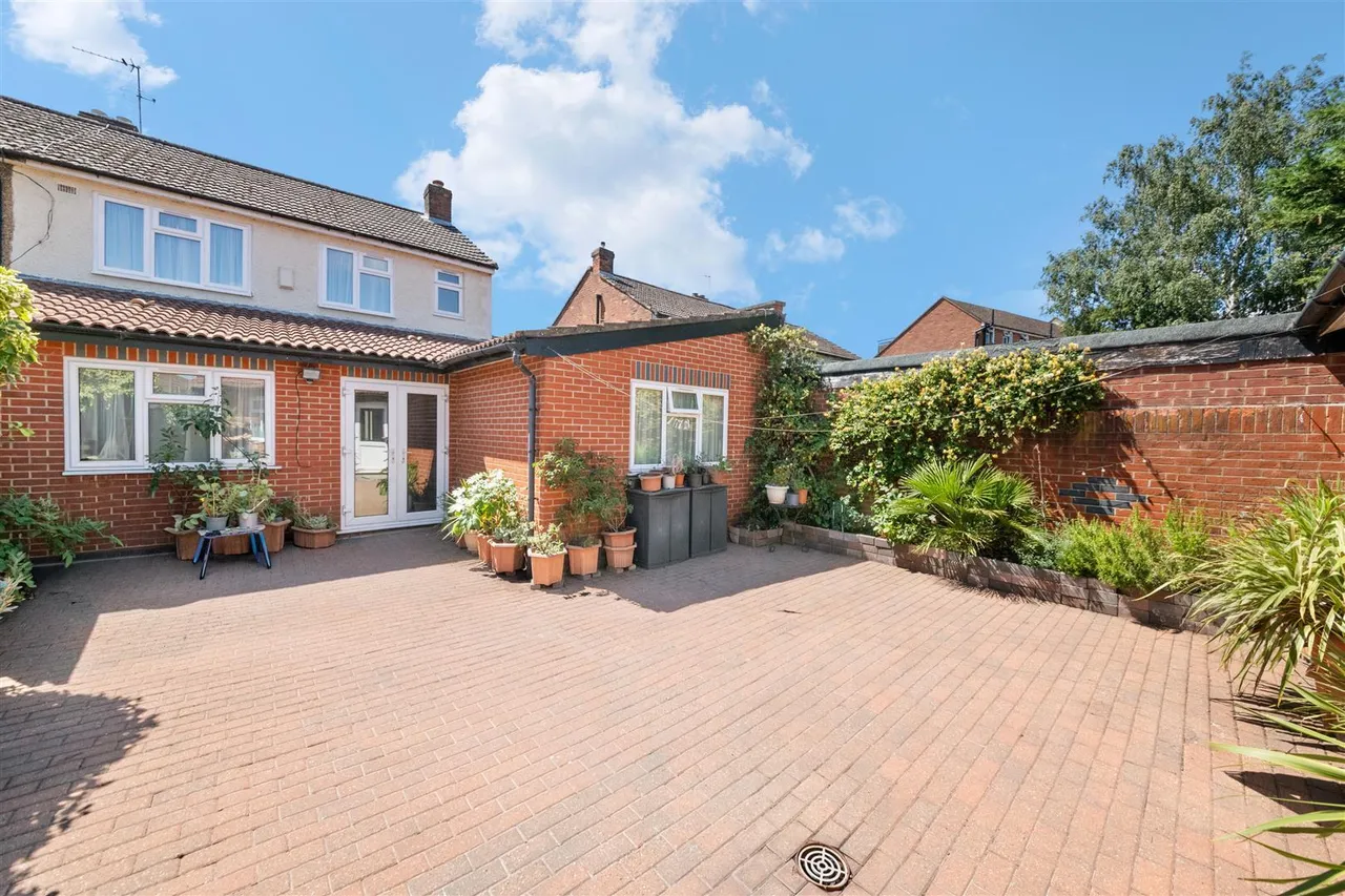 Willow Tree Lane, Hayes, photo 22