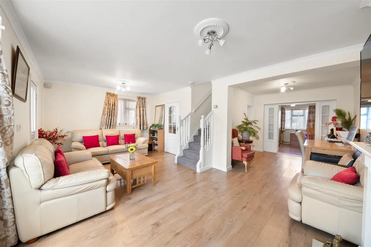 Willow Tree Lane, Hayes, photo 2