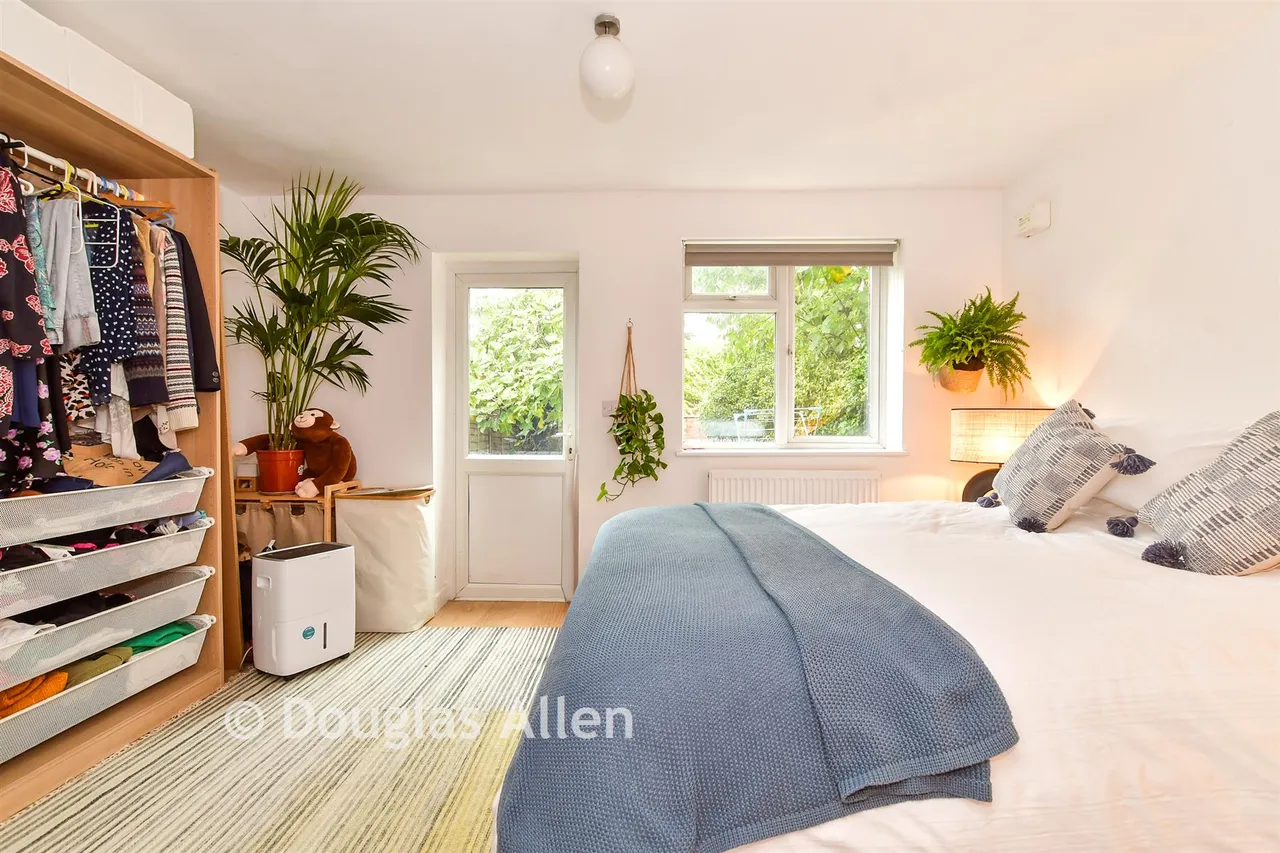 Brookscroft Road, Walthamstow, E17, photo 9