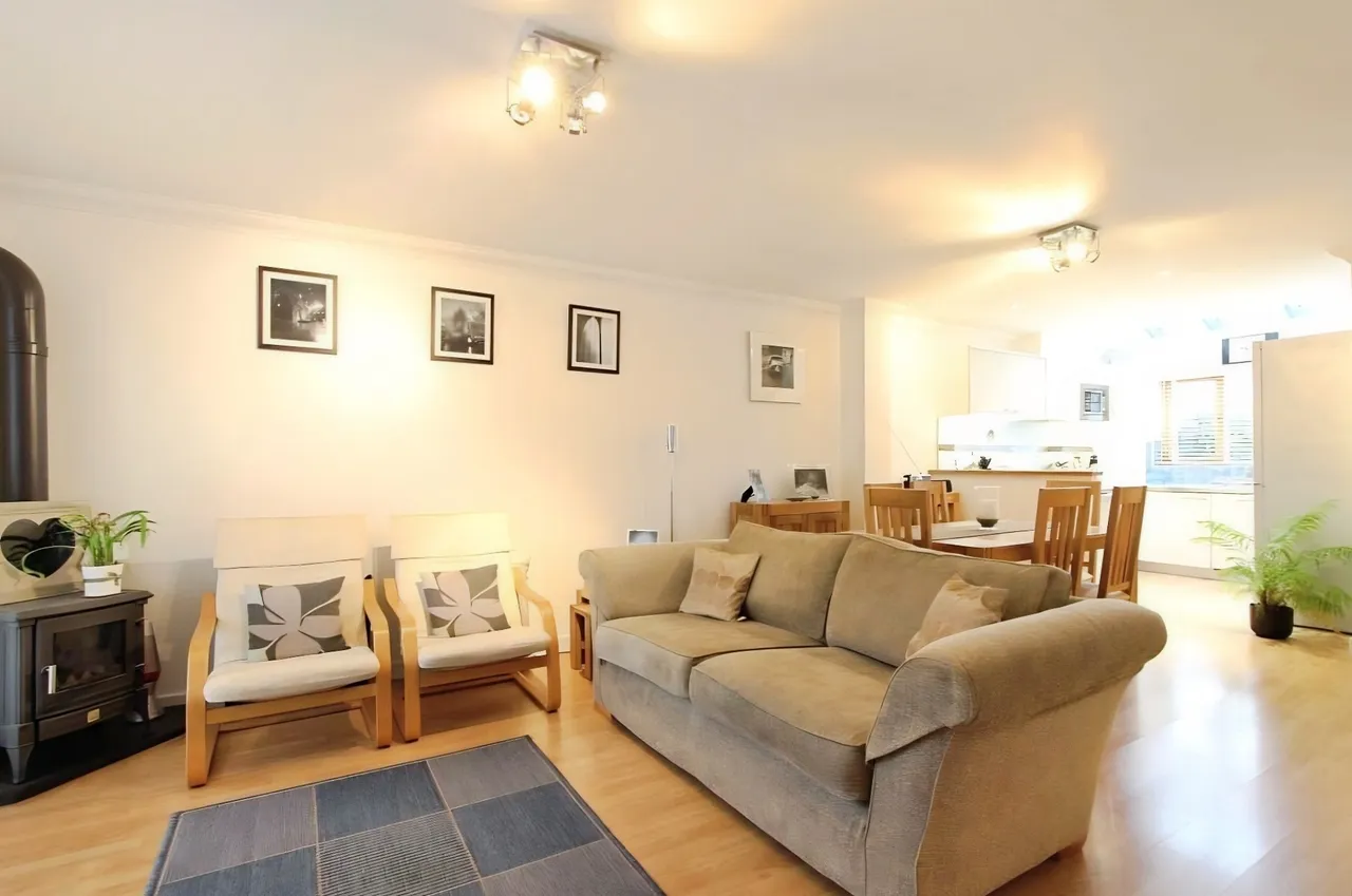 2 bed land to rent, Hurdles Way, Duxford, CB22