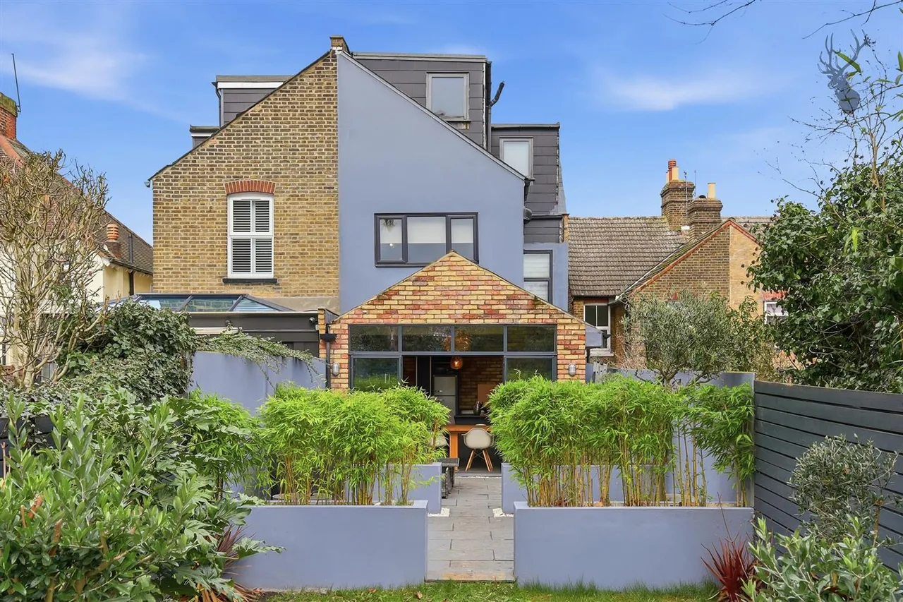 Westbury Lane, Buckhurst Hill, IG9, photo 32