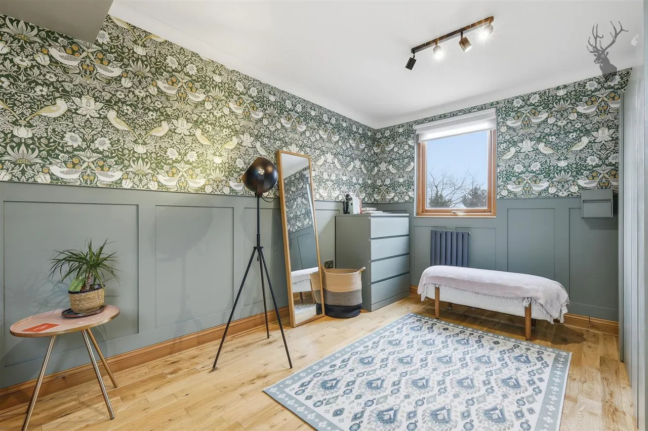 Westbury Lane, Buckhurst Hill, IG9, photo 28